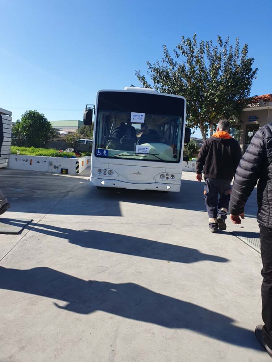 Ηράκλειο: Το πρώτο ηλεκτροκίνητο λεωφορείο είναι ήδη στο αμαξοστάσιο 