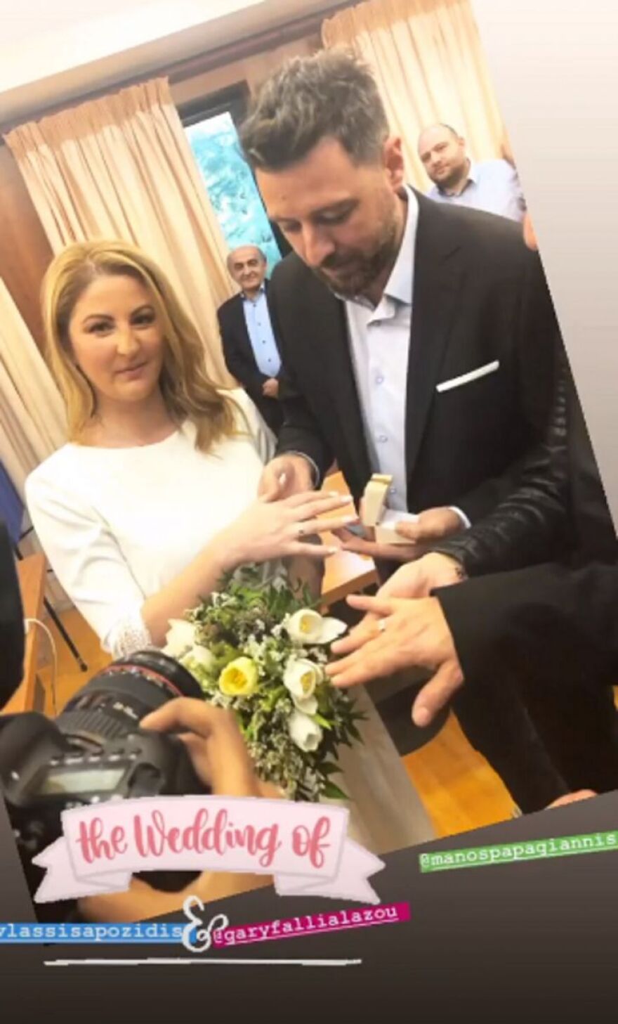 O Μάνος Παπαγιάννης έγινε κουμπάρος