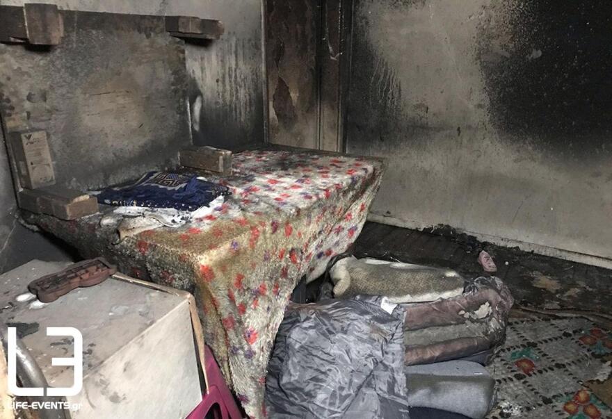 Φωτιά σε πολυκατοικία στη Θεσσαλονίκη: Τελευταία στιγμή σώθηκαν τρία παιδιά από διαμέρισμα 