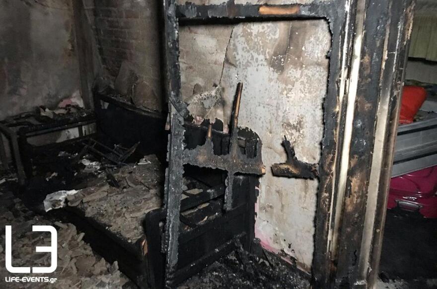 Φωτιά σε πολυκατοικία στη Θεσσαλονίκη: Τελευταία στιγμή σώθηκαν τρία παιδιά από διαμέρισμα 