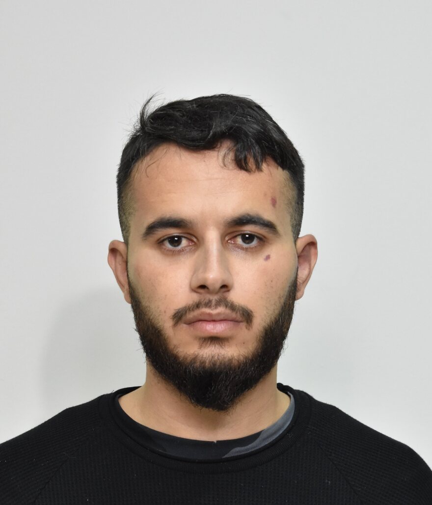 Δείτε φωτογραφίες: Αυτοί είναι οι δέκα κατηγορούμενοι για ληστείες σε βάρος ηλικιωμένων στην Αττική 