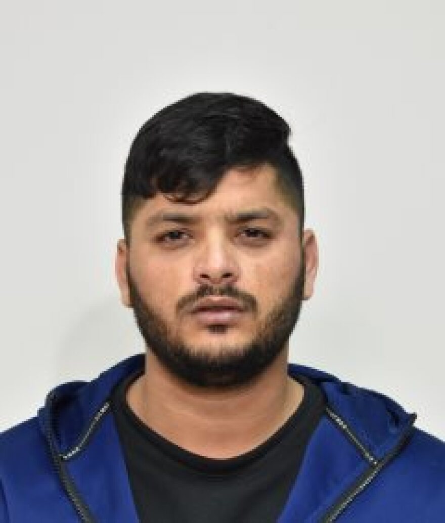 Δείτε φωτογραφίες: Αυτοί είναι οι δέκα κατηγορούμενοι για ληστείες σε βάρος ηλικιωμένων στην Αττική 