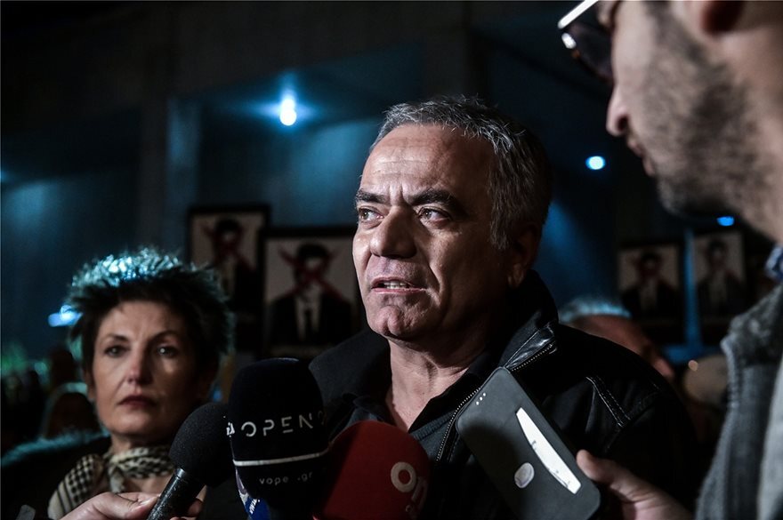 Κουκάκι: Στον εισαγγελέα οι καταγγελίες για αστυνομική βία - «Πόλεμος» από τον ΣΥΡΙΖΑ με... πλαστικές σφαίρες