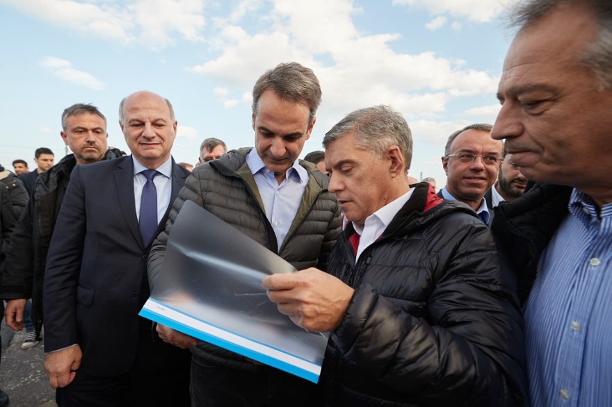 Επιθεώρηση Μητσοτάκη στον Ε65: Η χώρα μας μπαίνει πια σε τροχιά διατηρήσιμης ανάπτυξης