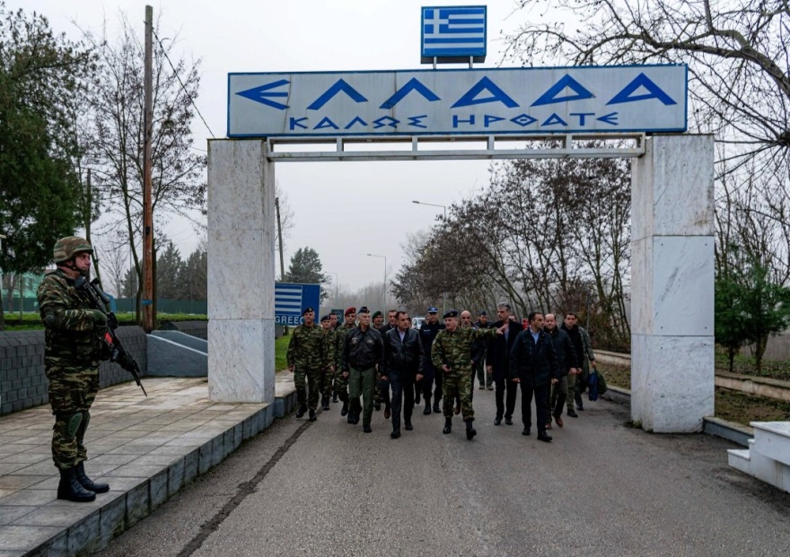 Παναγιωτόπουλος: Επίσκεψη σε μονάδες επιφυλακής - Ψέμα ότι ο προϋπολογισμός για την Άμυνα είναι μειωμένος