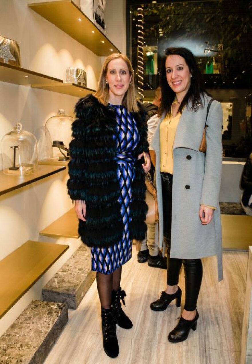 Χριστούγεννα στο κέντρο της Αθήνας: Πλήθος επωνύμων στο απόλυτο shopping event