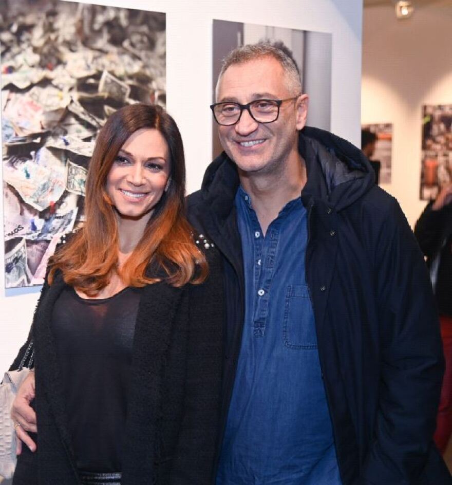 Φωτογραφίες: Η πρώτη έκθεση φωτογραφίας του Γρηγόρη Αρναούτογλου - Πλήθος επωνύμων