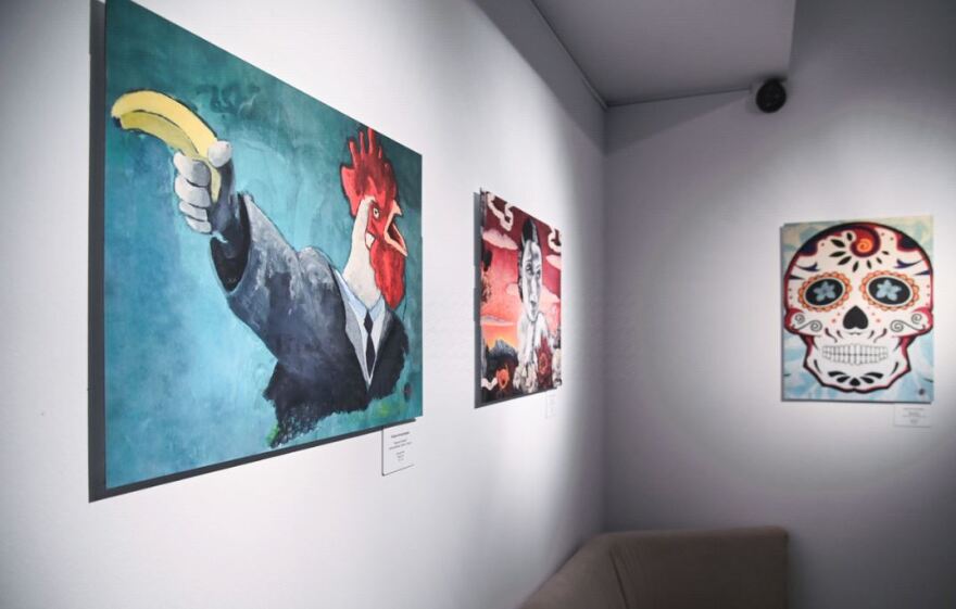 Φωτογραφίες: Η πρώτη έκθεση φωτογραφίας του Γρηγόρη Αρναούτογλου - Πλήθος επωνύμων