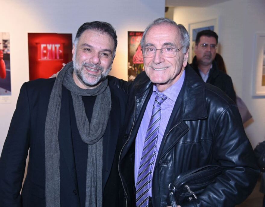 Φωτογραφίες: Η πρώτη έκθεση φωτογραφίας του Γρηγόρη Αρναούτογλου - Πλήθος επωνύμων