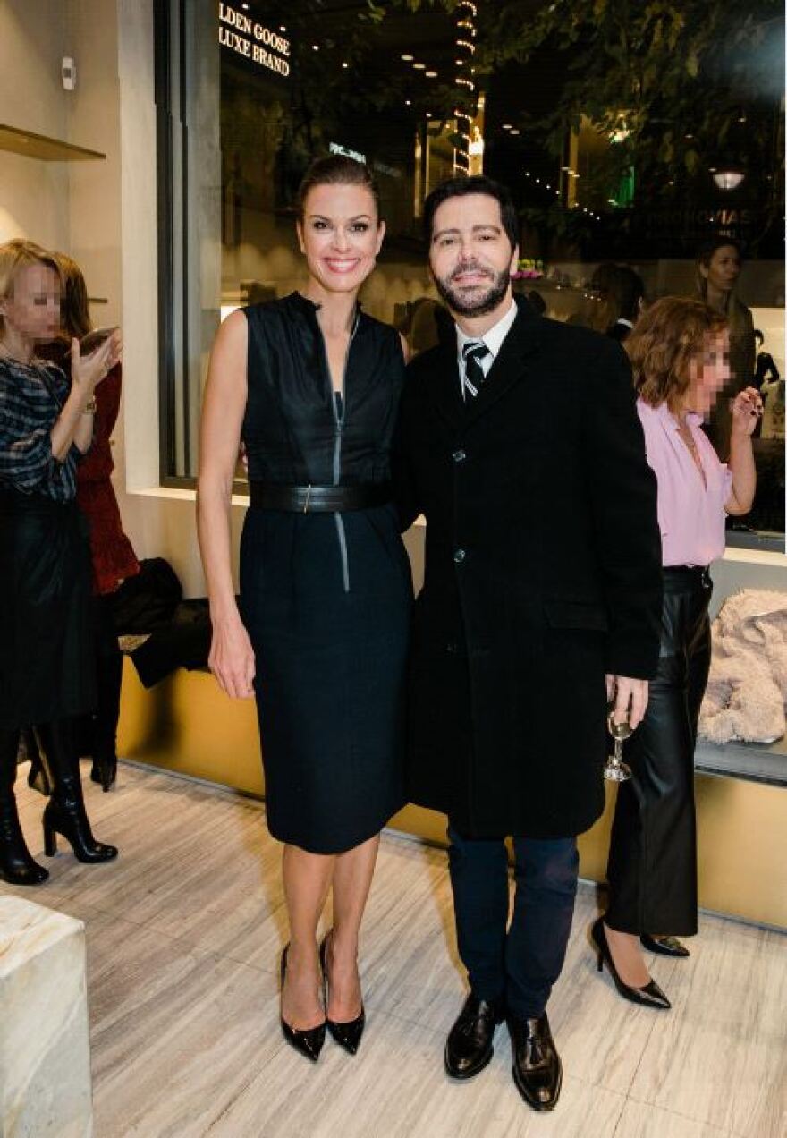 Χριστούγεννα στο κέντρο της Αθήνας: Πλήθος επωνύμων στο απόλυτο shopping event