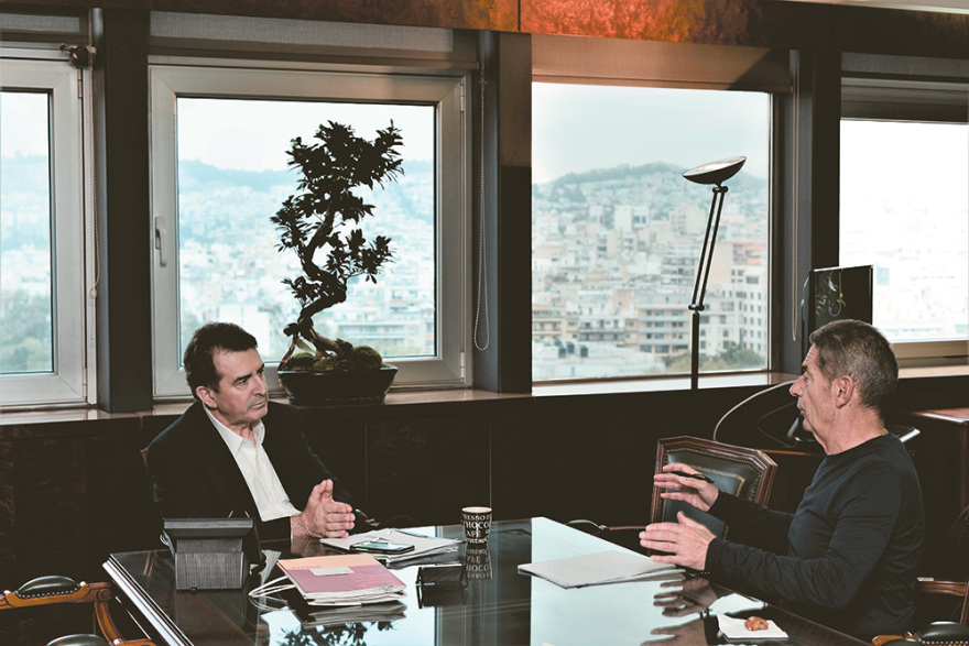 Χρυσοχοΐδης στο ΘΕΜΑ: Αστυνομικές περιπολίες ανά δεκάλεπτο σε κάθε γειτονιά