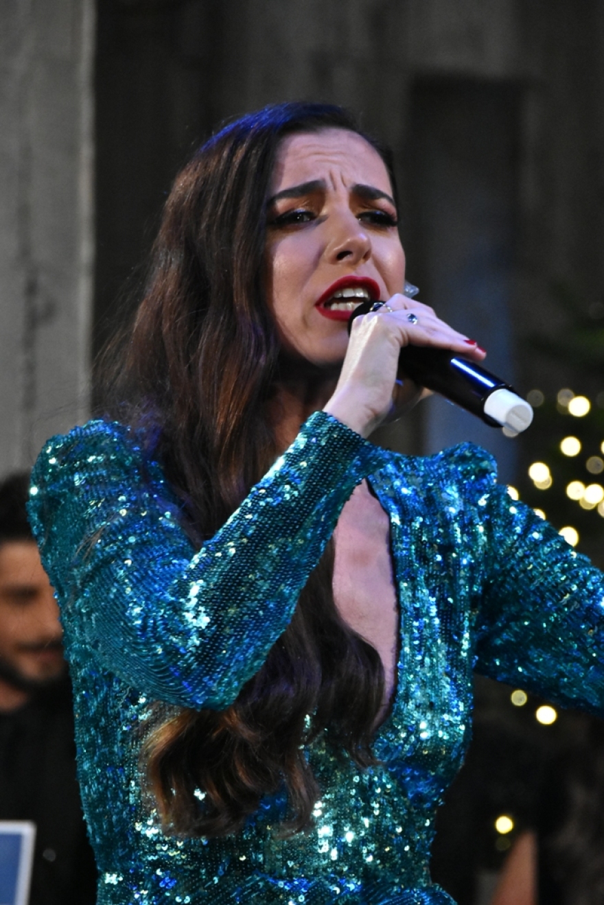 «Στην υγειά μας ρε παιδιά»: Ρεβεγιόν Χριστουγέννων με τον Σπύρο Παπαδόπουλο - Δείτε φωτογραφίες