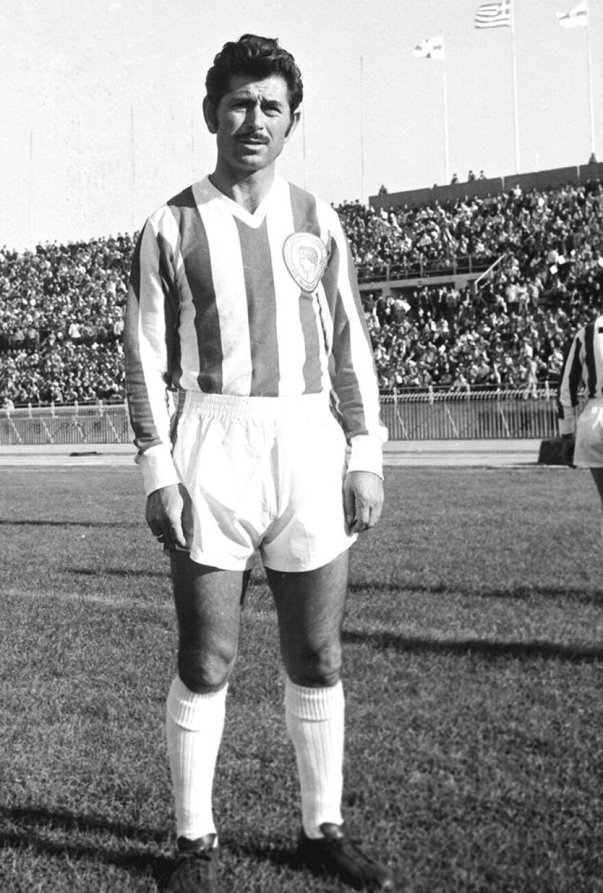 Έφυγε από την ζωή ο θρύλος του Ολυμπιακού Ηλίας Ρωσίδης