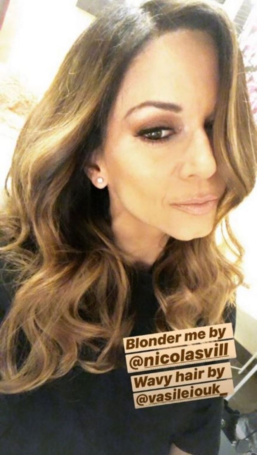 Η Έλλη Κοκκίνου άλλαξε χρώμα στα μαλλιά