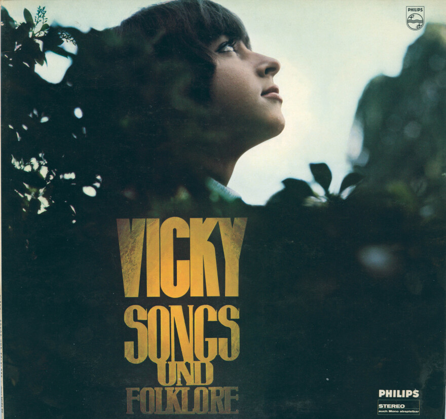 Βίκυ Λέανδρος: «Αυτή είναι η ζωή μου» σε 30 φωτογραφίες