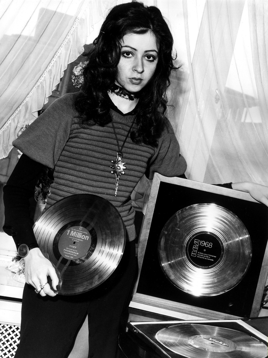 Βίκυ Λέανδρος: «Αυτή είναι η ζωή μου» σε 30 φωτογραφίες