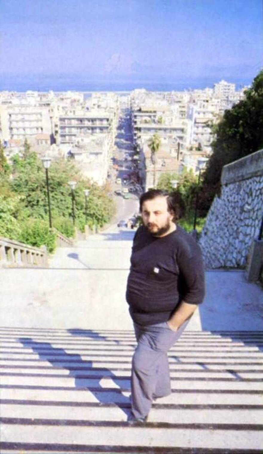 Θάνος Mικρούτσικος: Αποχαιρετισμός στον αιώνιο μαχητή των οριζόντων