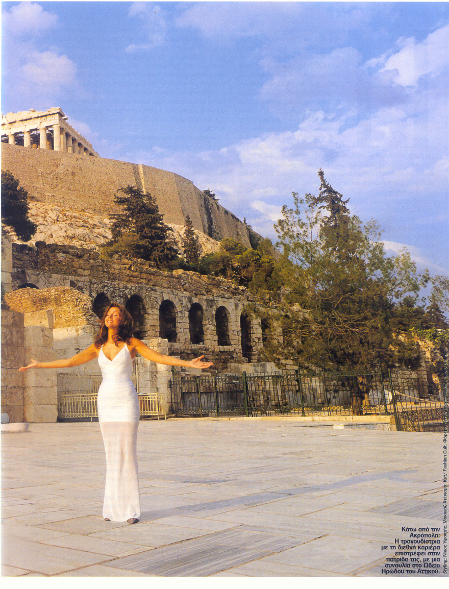 Βίκυ Λέανδρος: «Αυτή είναι η ζωή μου» σε 30 φωτογραφίες