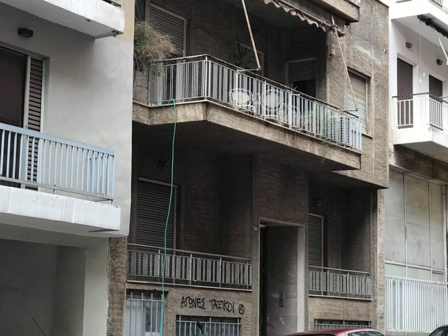 Θρίλερ με πτώμα άντρα στου Γκύζη