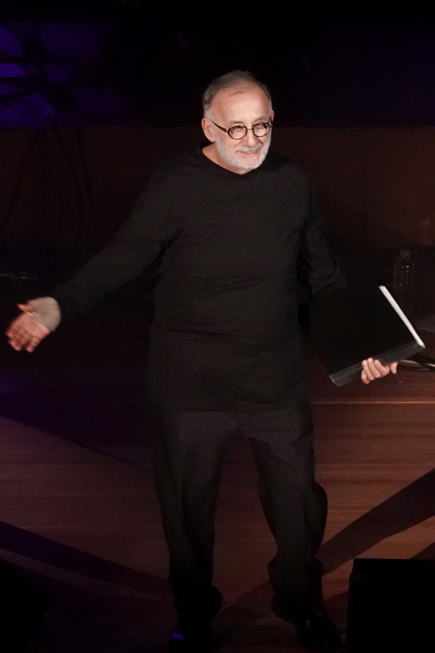 Θάνος Μικρούτσικος: Το τελευταίο αντίο