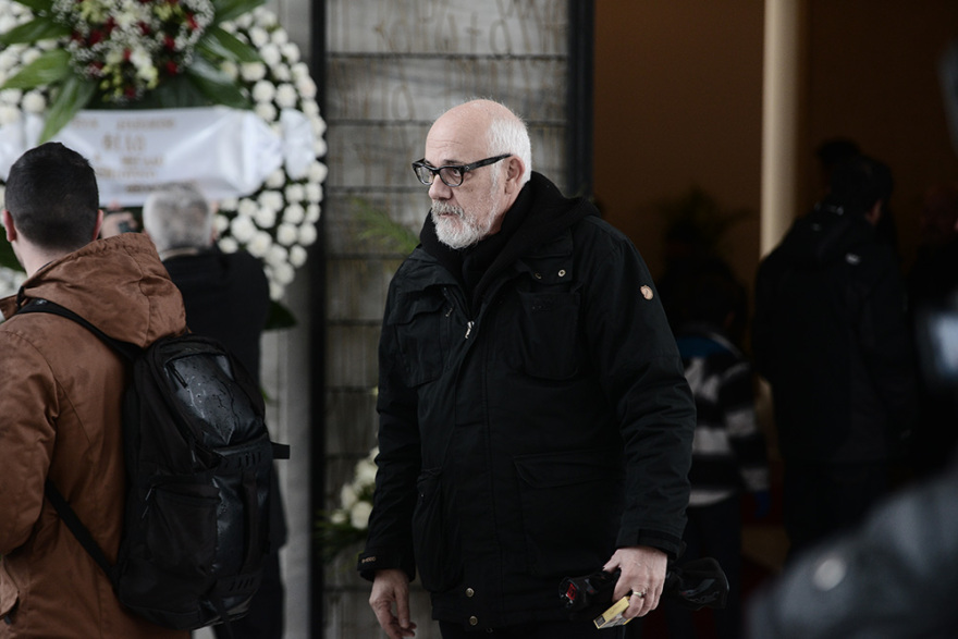 Θάνος Μικρούτσικος: Το τελευταίο αντίο