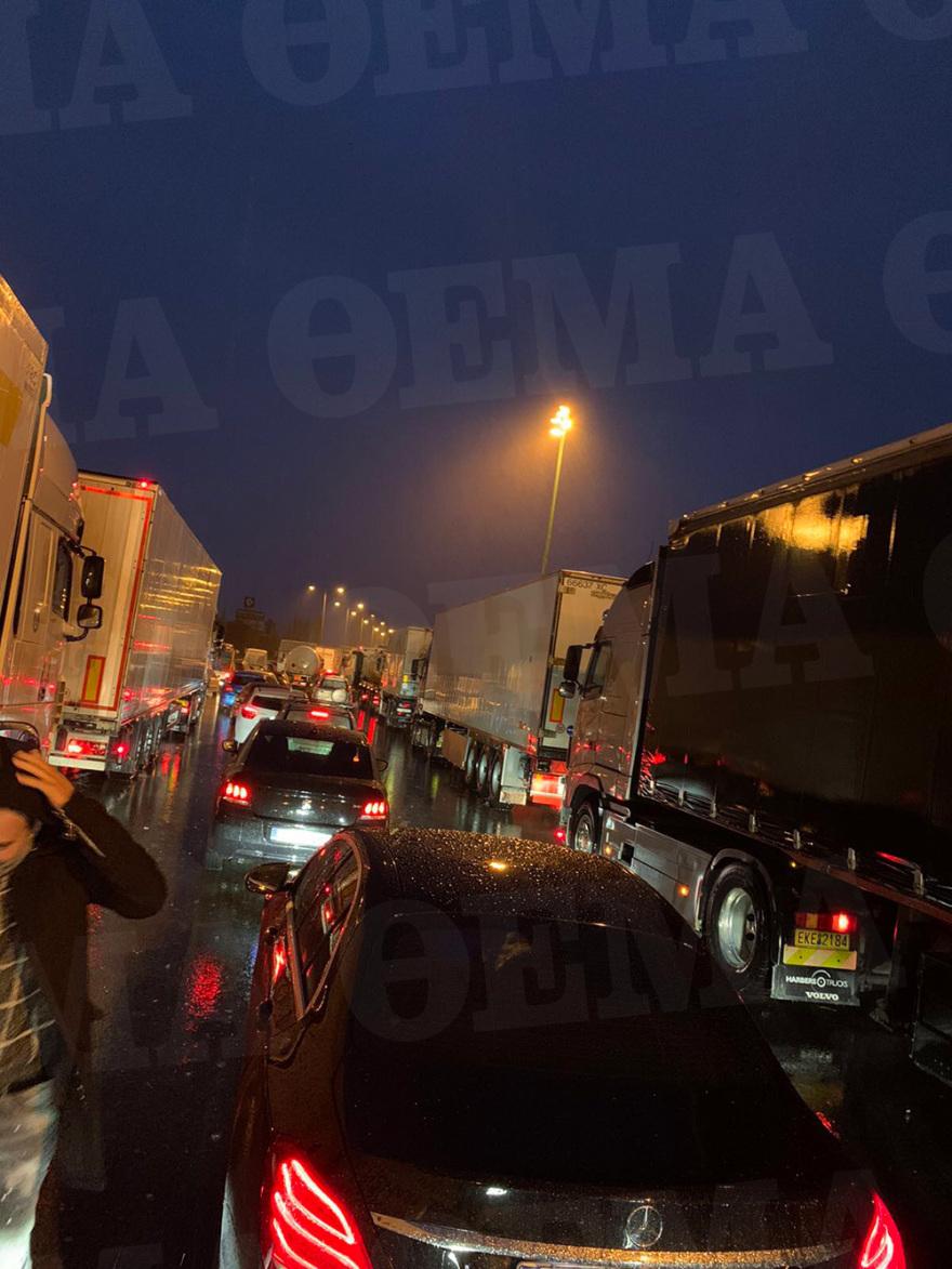 Κακοκαιρία «Ζηνοβία»: Νύχτα αγωνίας - Σε επιφυλακή για να μην κλείσει πάλι η Αθηνών-Λαμίας 