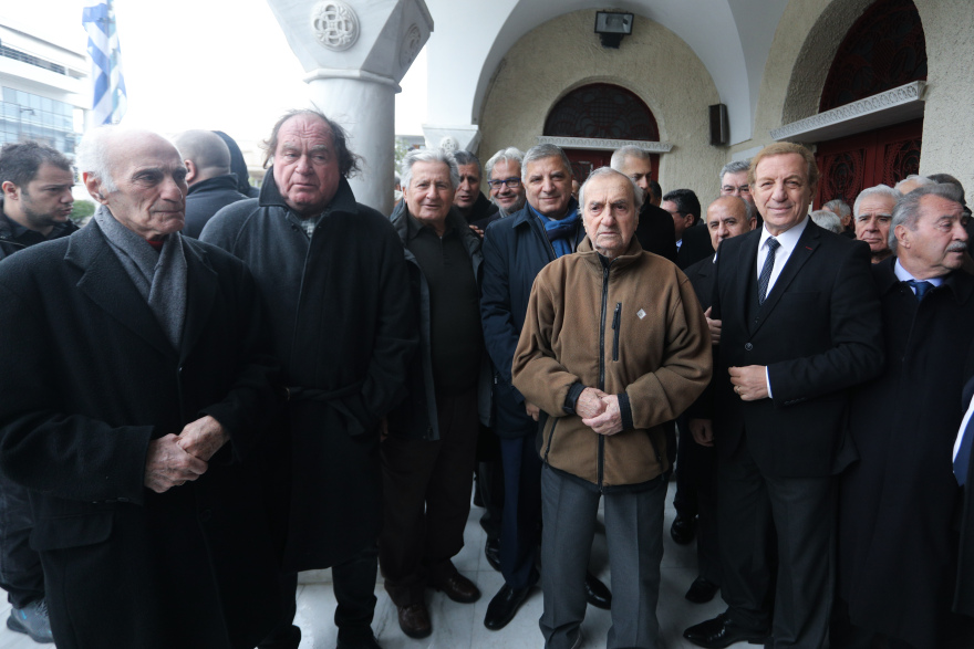 Το τελευταίο αντίο στον θρυλικό ηγέτη του Ολυμπιακού Ηλία Ρωσσίδη