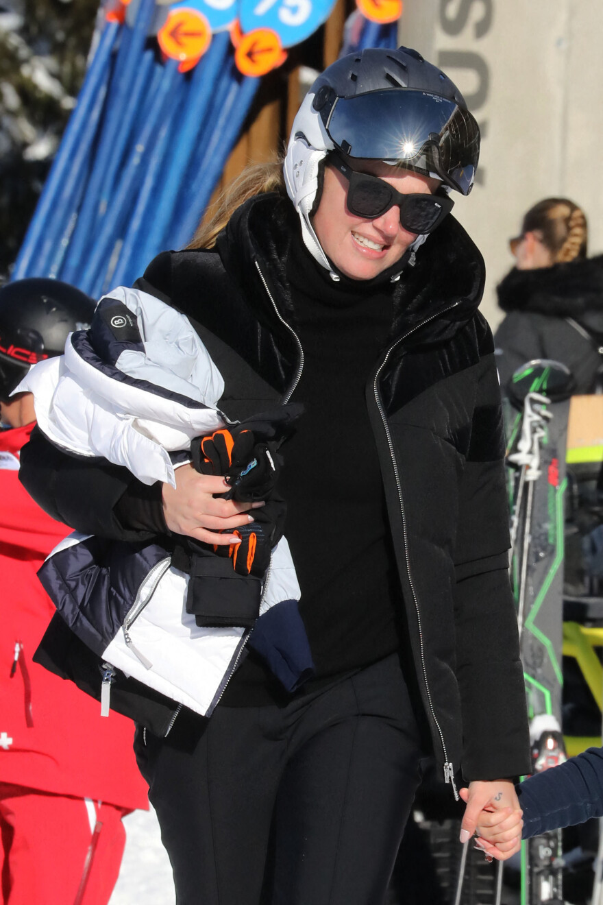 Ταμάρα Εκλεστόουν: Οικογενειακώς για σκι στο Γκστάαντ