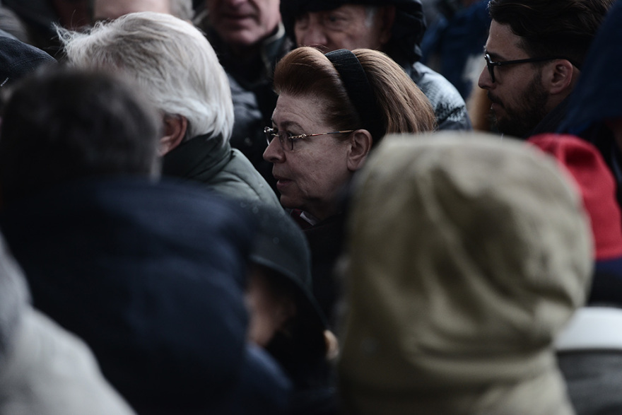 Θάνος Μικρούτσικος: Το τελευταίο αντίο