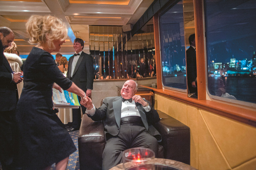 Σεξο-Βόμβα  στα θεμέλια  του Fox News