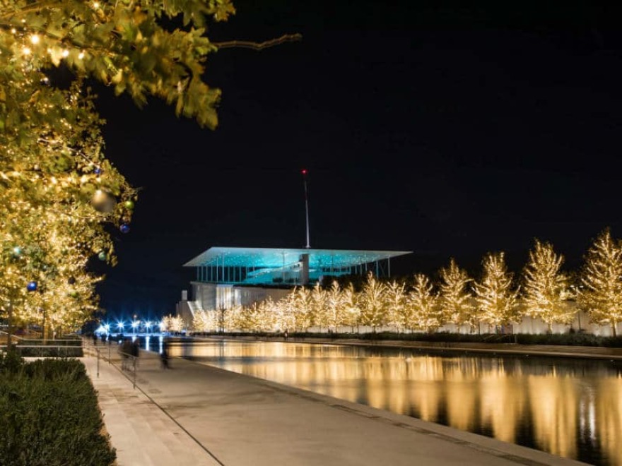 Παραμονή Πρωτοχρονιάς: Οι φαντασμαγορικές εκδηλώσεις για την υποδοχή του νέου έτους 