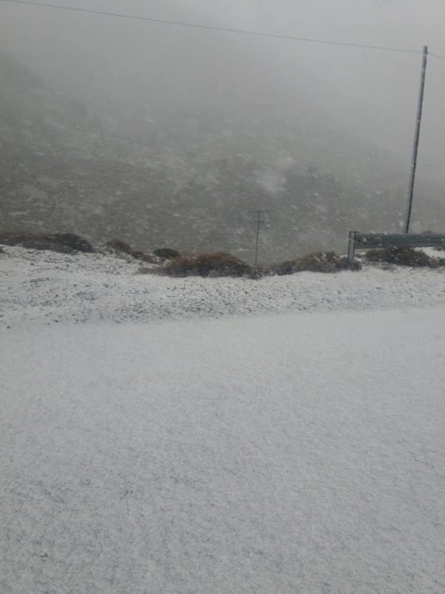 Κρήτη: Με χιόνια και... οδικά προβλήματα υποδέχτηκε το νησί το 2020 