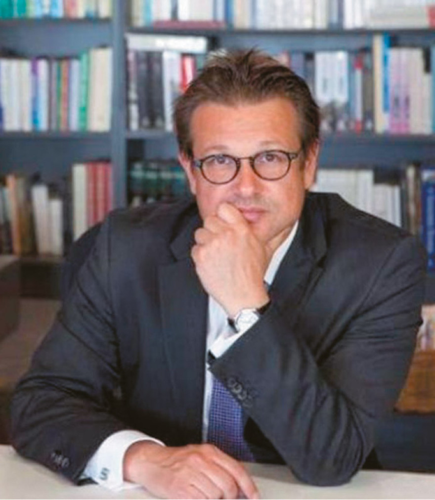 Καρλ Φον Φiρστενμπεργκ: Στο σφυρί η βίλα του πρίγκιπα στη Μύκονο