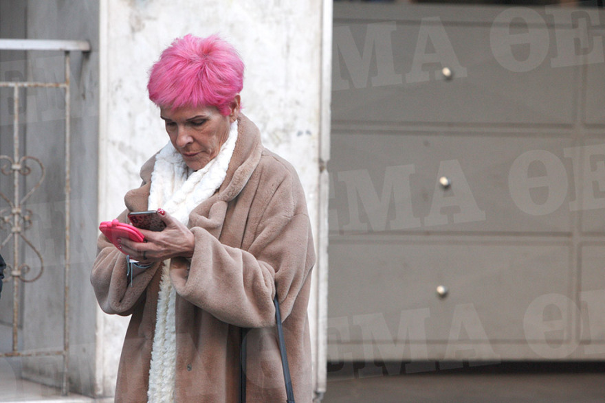 Ανδρέας Μικρούτσικος: Στο πλευρό του η Σοφία Βόσσου