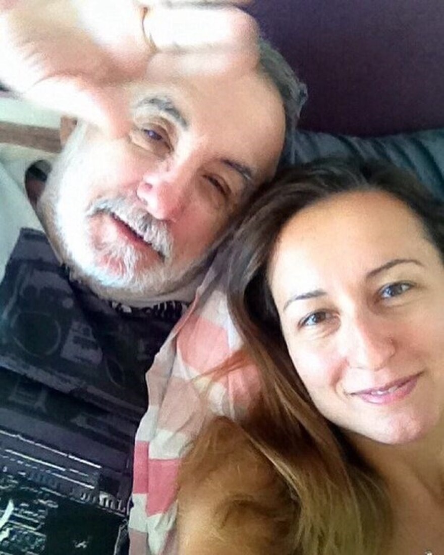 Χωρίς λόγια η πρώτη ανάρτηση της Κωνσταντίνας Μικρούτσικου στη μνήμη του πατέρα της