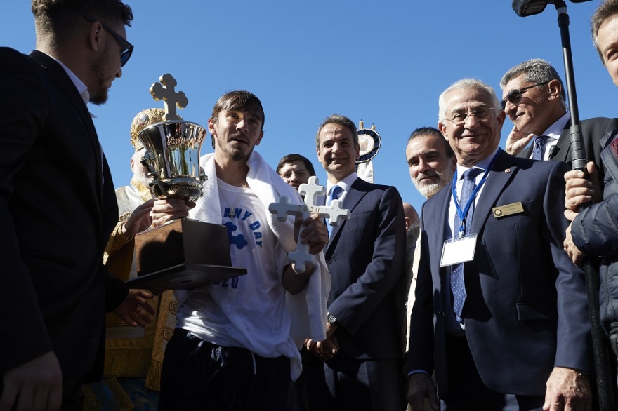 ΗΠΑ: Στον εορτασμό Αγιασμού των Υδάτων στο Τάρπον Σπρινκς ο Κυριάκος Μητσοτάκης 