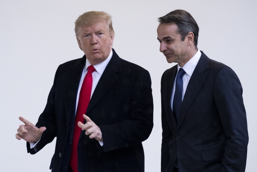 Καρέ - καρέ η επίσκεψη Μητσοτάκη στον Λευκό Οίκο- Jumpsuit επέλεξαν Μελάνια και Μαρέβα