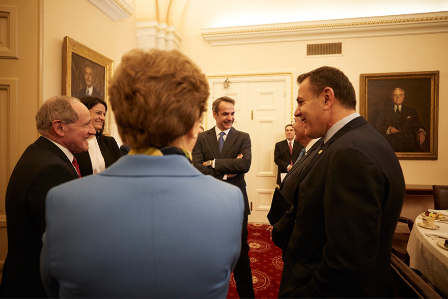 ΗΠΑ: Ο Μητσοτάκης ενημέρωσε Πελόζι - Μενέντεζ για τις τουρκικές προκλήσεις