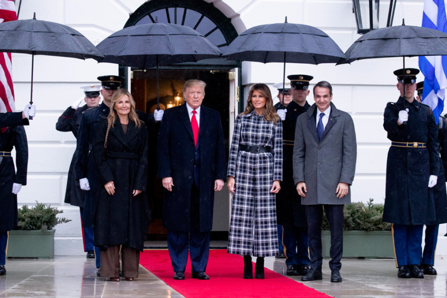 Η επίσκεψη Μητσοτάκη στο Λευκό Οίκο σε 10 +1 φωτογραφικά καρέ 