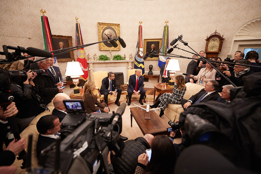 Η επίσκεψη Μητσοτάκη στο Λευκό Οίκο σε 10 +1 φωτογραφικά καρέ 