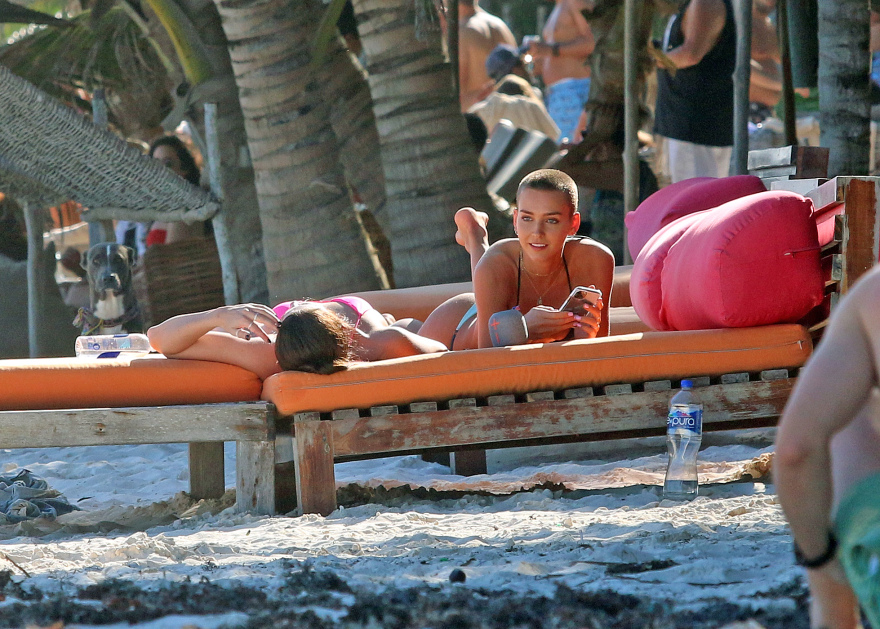 Χρόνια πολλά Ρέιτσελ και μην ξανακόψεις τα μαλλιά σου!