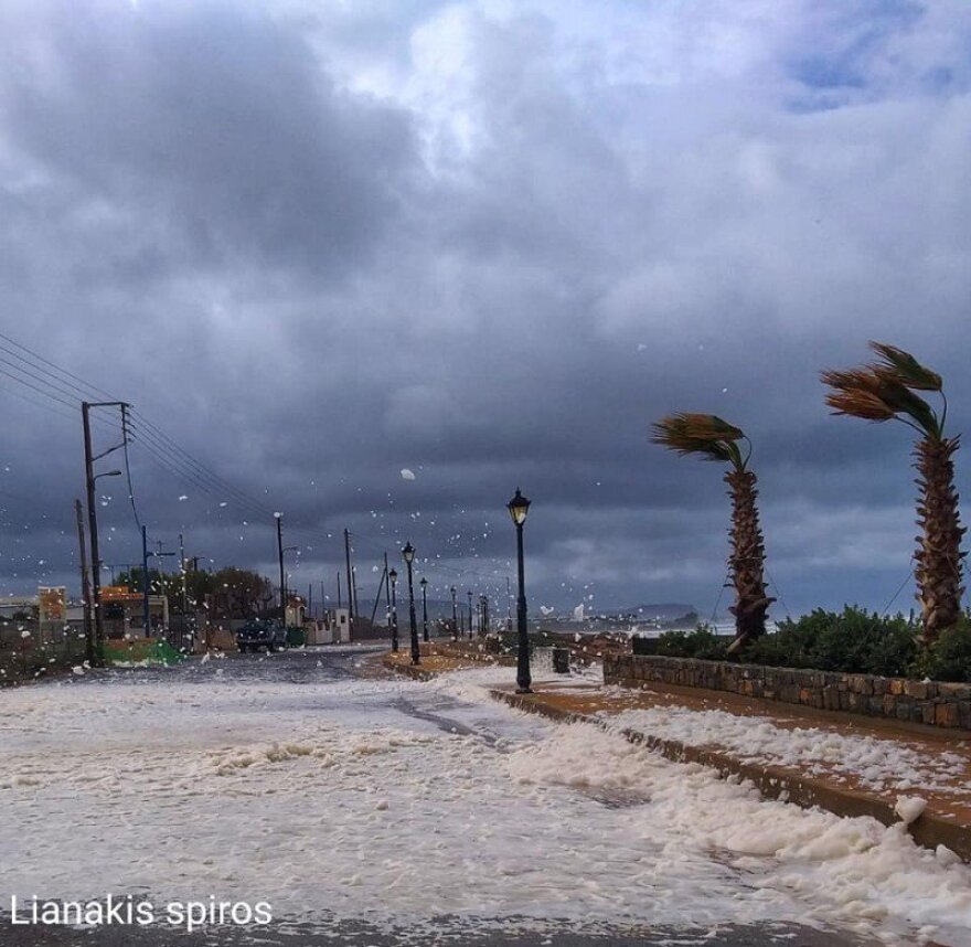 Ο «Ηφαιστίων»... σάρωσε την Κρήτη στο πέρασμά του 