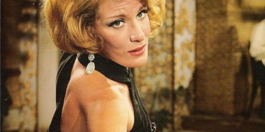 Δύσκολες ώρες για τη Μαίρη Χρονοπούλου: Μεταφέρθηκε στο νοσοκομείο