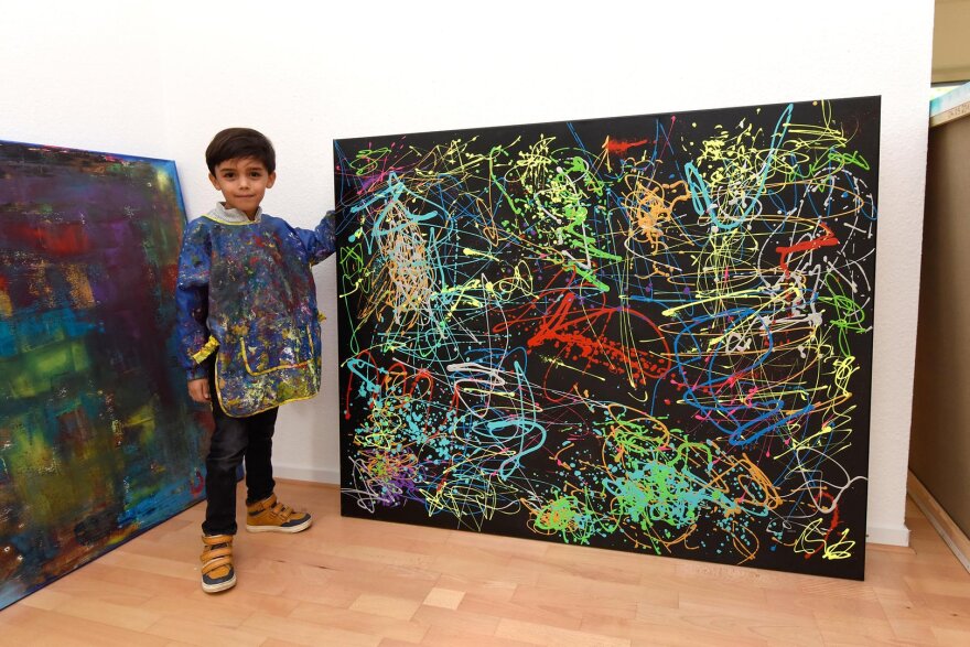 Ο Γερμανός Μίκαϊλ εντυπωσιάζει στα 7 του όλο τον κόσμο της τέχνης 