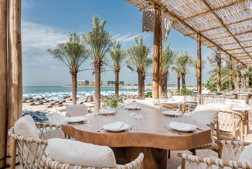 Nammos Dubai:  Η Ψαρού πήγε στα Εμιράτα