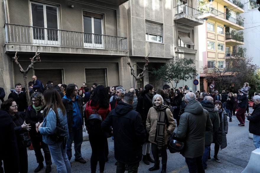 Εξάρχεια: Συγκέντρωση διαμαρτυρίας των κατοίκων στο Αστυνομικό Τμήμα 