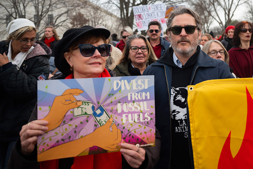 Χοακίν Φίνιξ: Ο «Τζόκερ» συνελήφθη έξω από το Καπιτώλιο 