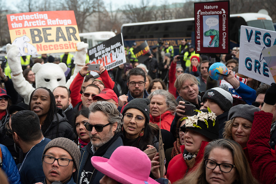 Χοακίν Φίνιξ: Ο «Τζόκερ» συνελήφθη έξω από το Καπιτώλιο 