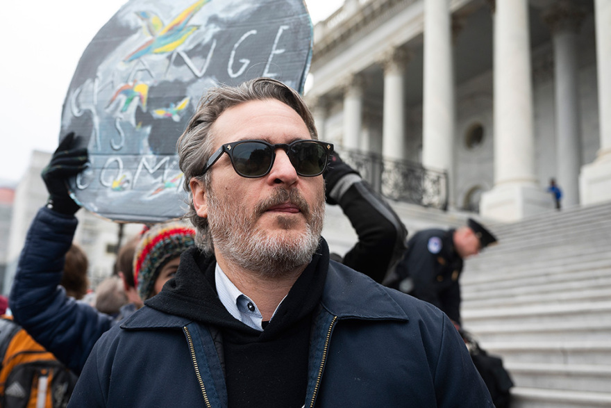 Χοακίν Φίνιξ: Ο «Τζόκερ» συνελήφθη έξω από το Καπιτώλιο 