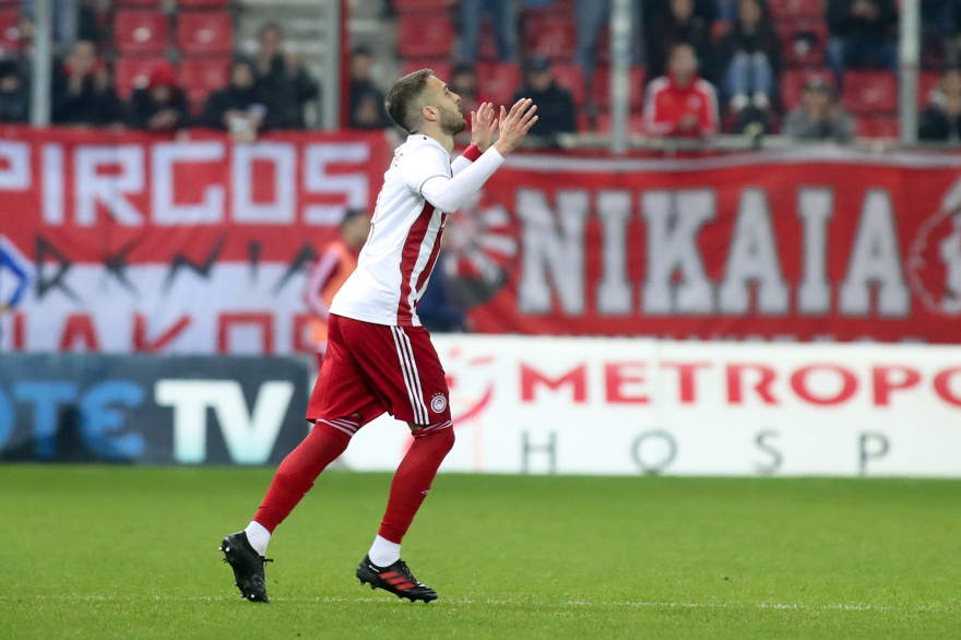 Κύπελλο ποδοσφαίρου, Ολυμπιακός-Καλαμάτα 4-1: Χαμόγελα για τους νέους, χαμός για τον Φορτούνη